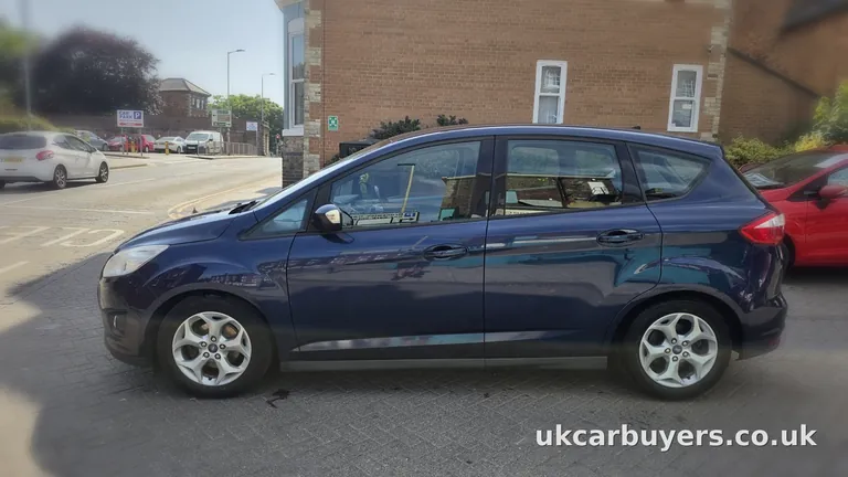 Sell my car in Scarborough — UK Car Buyers